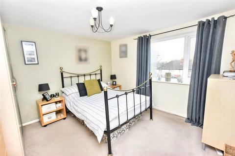 2 bedroom apartment for sale, Gledhow Wood Court, Gledhow Wood Road, Leeds