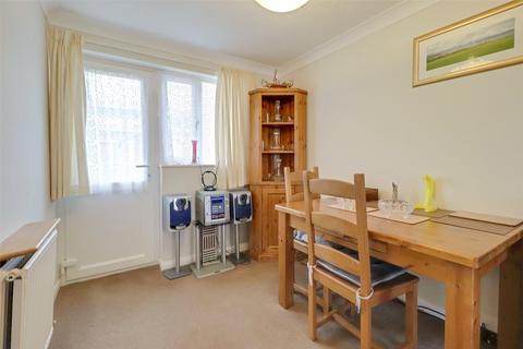 3 bedroom end of terrace house for sale, Hawthorn Park, Bideford, Devon, EX39