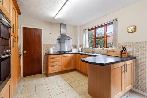 4 bedroom detached house for sale, 14 Bramley Close, Ledbury, Herefordshire, HR8