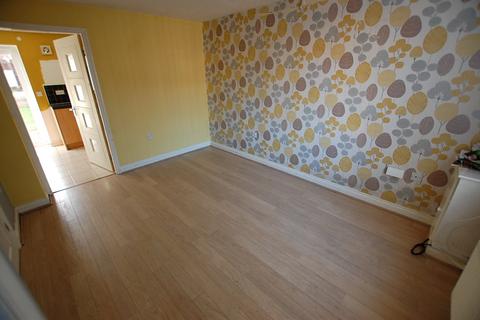25 Lower Carrs, Ashton-under-lyne, OL6 9JG