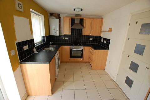 25 Lower Carrs, Ashton-under-lyne, OL6 9JG