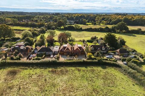 4 bedroom detached house for sale, Behoes Lane, Oxfordshire RG8