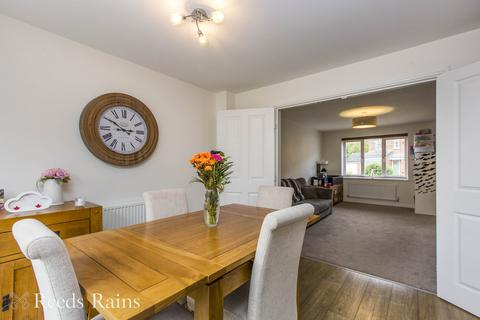 34 Chancery Fields, Chorley, PR7 1DG