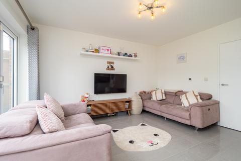 3 bedroom semi-detached house for sale, Covey Road, Worcester Park KT4