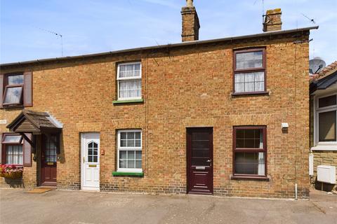 2 bedroom end of terrace house to rent, Church Green, Huntingdon PE26