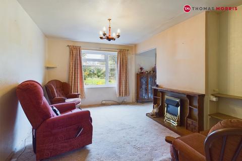 3 bedroom semi-detached house for sale, Shirdley Road, St. Neots PE19