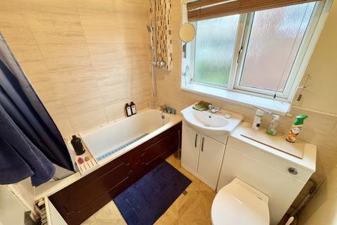 12 Briercliffe, Scarborough, YO12 6NR