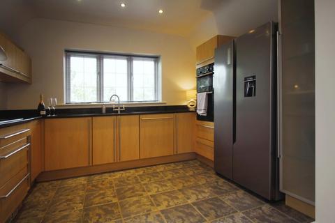 undefined, Knutsford Road, Cheshire SK9