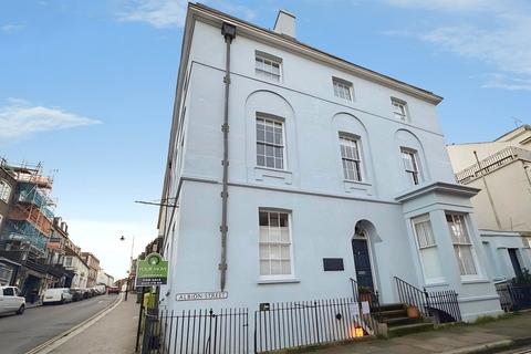 2 bedroom flat for sale, Albion Street, East Sussex BN7
