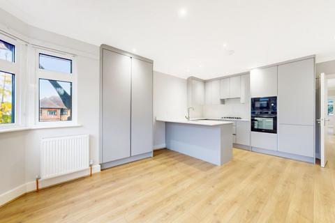 2 bedroom apartment to rent, NW2