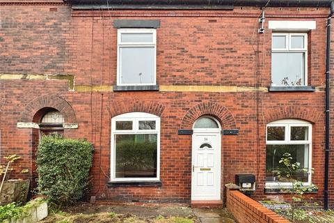 2 bedroom terraced house to rent, Wellington Road, Manchester M27