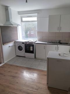 Studio to rent, Marsh Road, Luton LU3