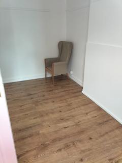 Studio to rent, Marsh Road, Luton LU3