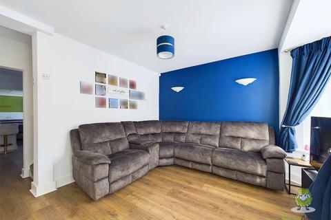 12 Albany Road, Gillingham, ME7 4HS