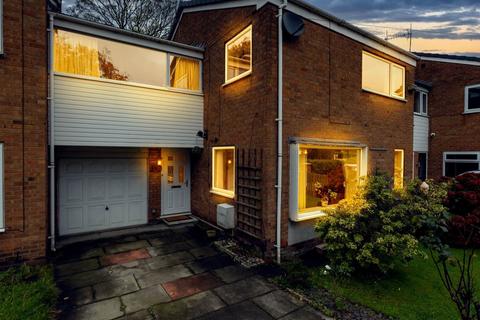 4 bedroom link detached house for sale, Offerton Road, Stockport SK7