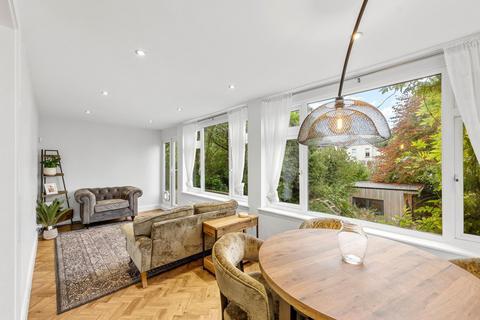 110 Rosebery Road, Epsom, KT18 6AA