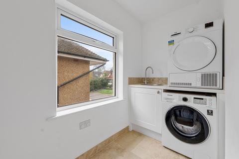 110 Rosebery Road, Epsom, KT18 6AA