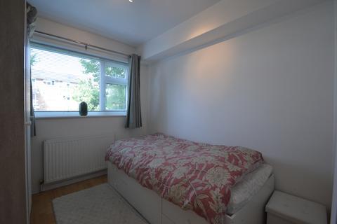 1 bedroom flat to rent, Palmerston Court, Lovelace Gardens