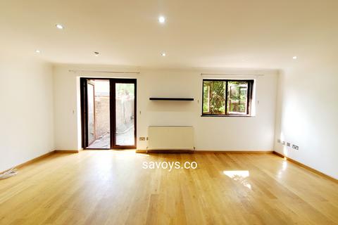 3 bedroom semi-detached house to rent, All Saints Mews, Harrow, HA3