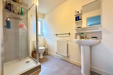 10 Hardy Close, Queenborough, ME11 5AU