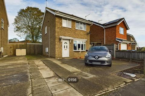 3 bedroom detached house to rent, Beech Avenue, Thorngumbald, HU12