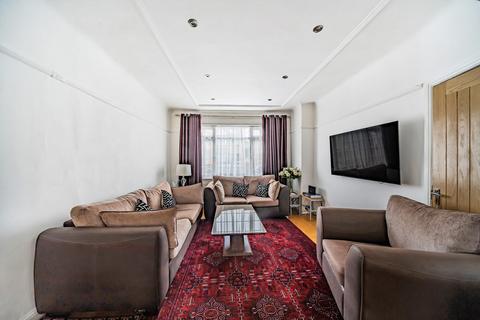 72 Formby Avenue, Stanmore, HA7 2JZ