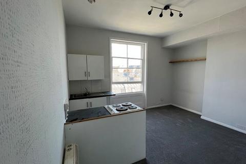 Studio to rent, St Aubyns, Hove BN3 2TH