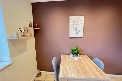 Avoca Mostyn Avenue, Heswall, Wirral, CH60 9LA