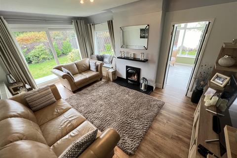 Avoca Mostyn Avenue, Heswall, Wirral, CH60 9LA