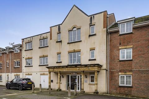 1 bedroom apartment for sale, Wey House, Spiro Close, Pulborough, West Sussex