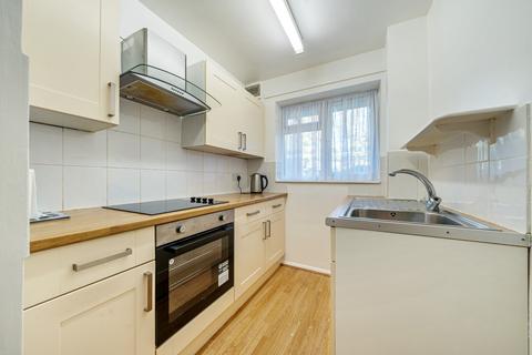 1 bedroom flat for sale, Elton Close, Hampton Wick, KT1