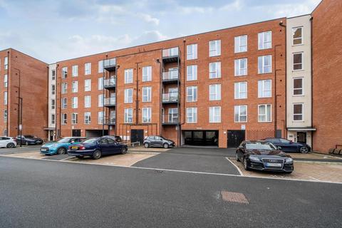 2 bedroom flat for sale, Basingstoke,  Hampshire,  RG21