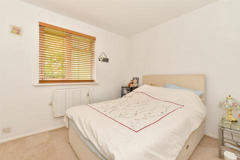 21b Shakespeare Road, Tonbridge, TN9 2QJ