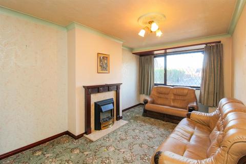 2 bedroom semi-detached bungalow for sale, Greenfield Avenue, Ossett WF5