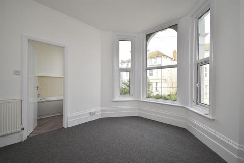 2 bedroom flat for sale, Stockleigh Road, St. Leonards-On-Sea