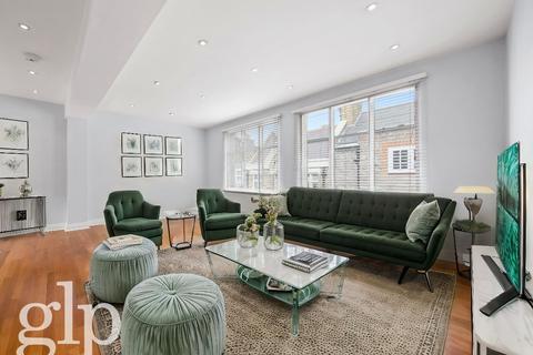 2 bedroom apartment to rent, Archer Street, W1D 7