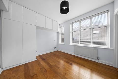 2 bedroom apartment to rent, Archer Street, W1D 7