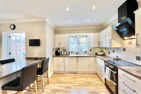 4 bedroom detached house for sale, Charlecote Road, Great Notley, Braintree