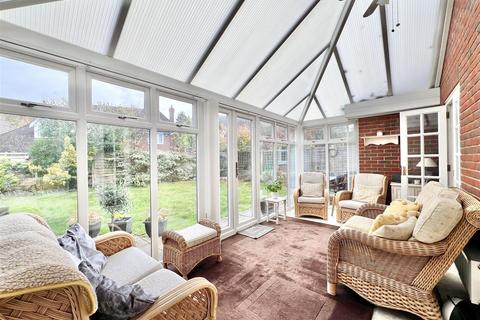 10 Charlecote Road, Great Notley, Braintree, CM77 7YQ