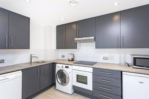 2 bedroom property to rent, Warwick Building, 366 Queenstown Road, London, SW11