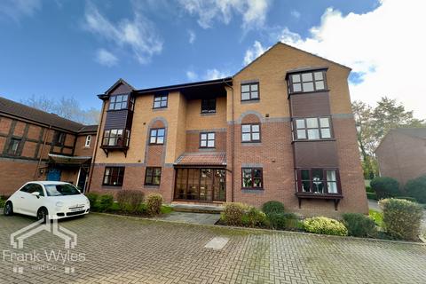 3 bedroom apartment for sale, Gilderdale Court, Lytham