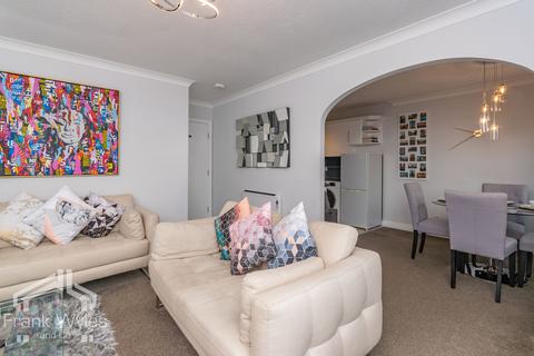 3 bedroom apartment for sale, Gilderdale Court, Lytham