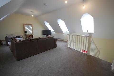 2 bedroom apartment to rent, South Street, Durham City