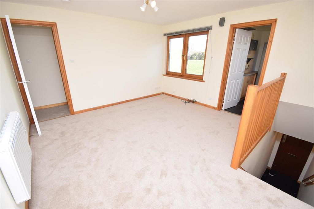 Lounge dining room.jpg