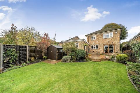 4 bedroom detached house for sale, Hilfield, Yateley GU46