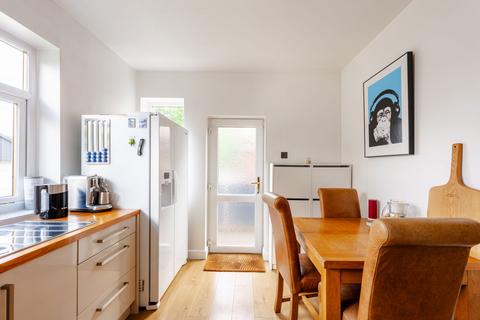 40 Studfield Road, Sheffield, S6 4ST