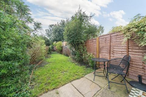 5 bedroom end of terrace house for sale, Mount Ephraim Lane, London