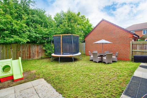 4 bedroom detached house for sale, Banks Road, Badsey, Evesham