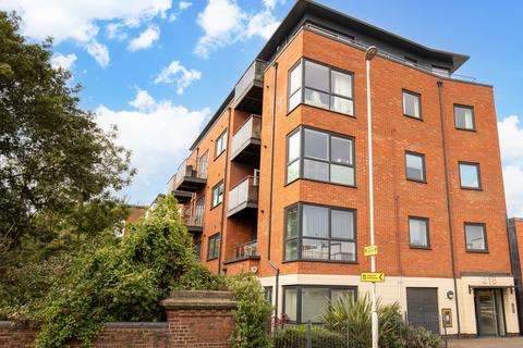 1 bedroom flat for sale, London Road, East Grinstead RH19