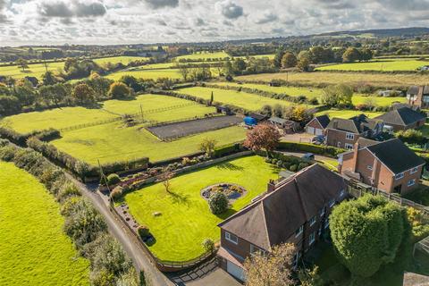 5 bedroom detached house for sale, Hood Lane, Armitage, Rugeley